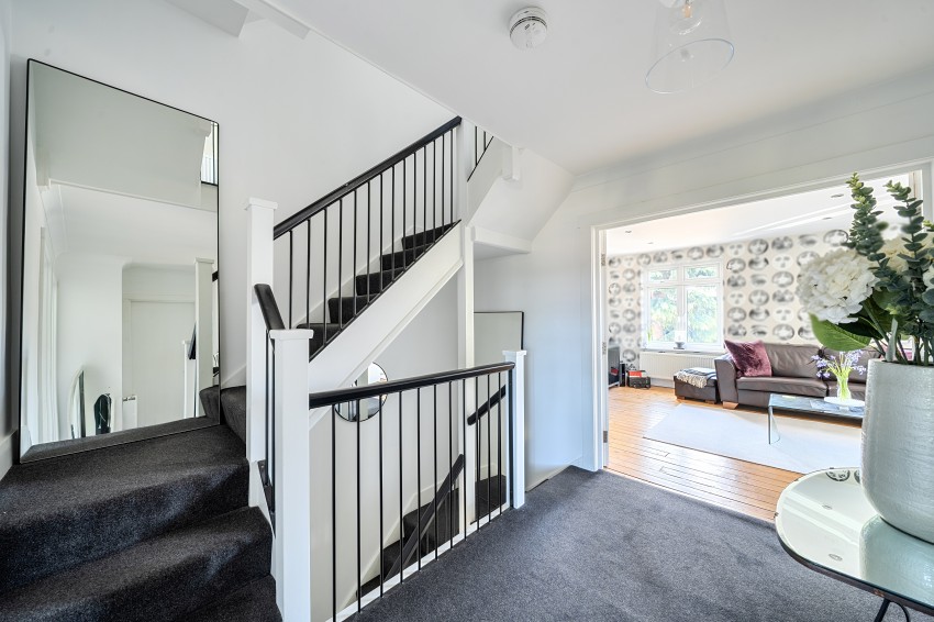 Images for Lyndhurst Rise, Chigwell