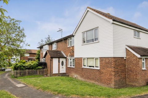 View Full Details for Bushbarns, Cheshunt, EN7