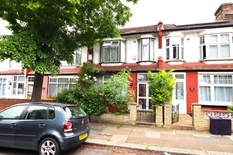 View Full Details for Arnold Gardens, Palmers Green