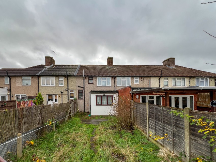 Images for Arden Crescent, Dagenham