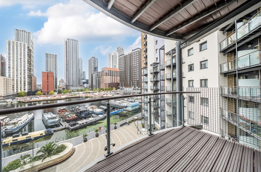Images for Boardwalk Place, London