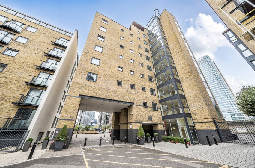Images for Boardwalk Place, London
