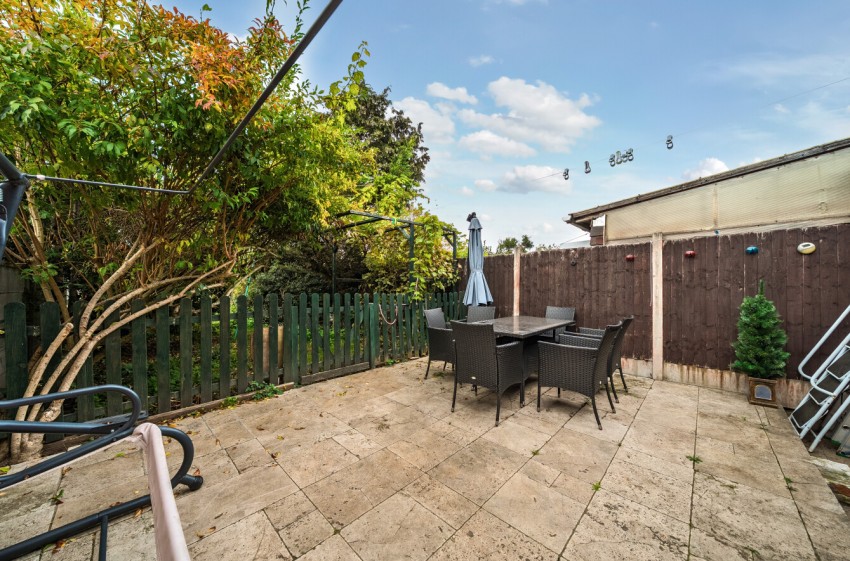 Images for Overton Road, London