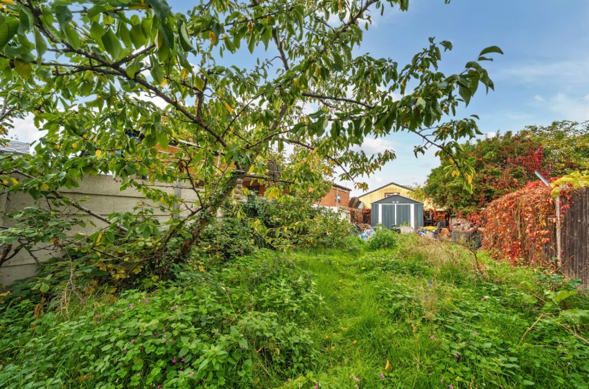 Images for Overton Road, London