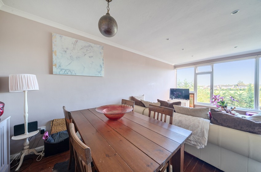 Images for Willowmead, Chigwell