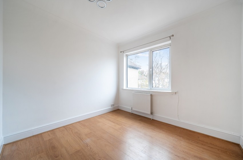 Images for Lyndhurst Drive, Hornchurch