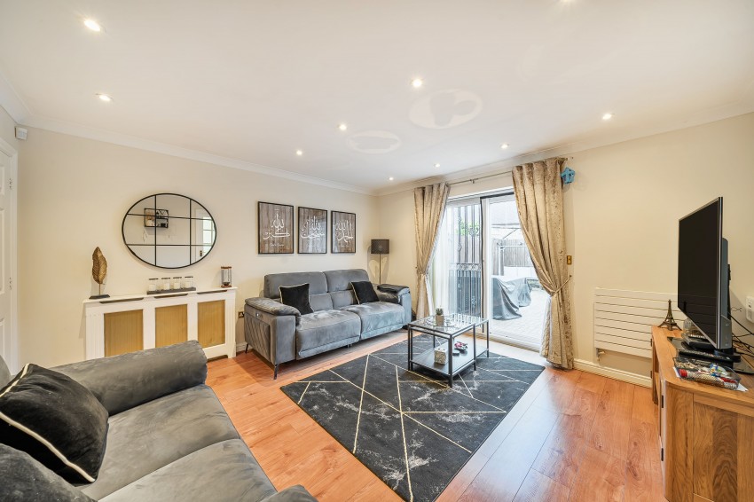 Images for Greenwich Way, Waltham Abbey