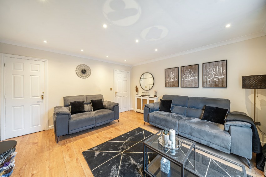 Images for Greenwich Way, Waltham Abbey