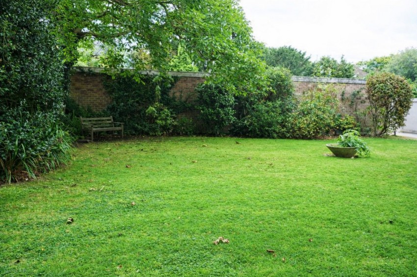 Images for Kenwood House, 74 Wellington Road, Enfield