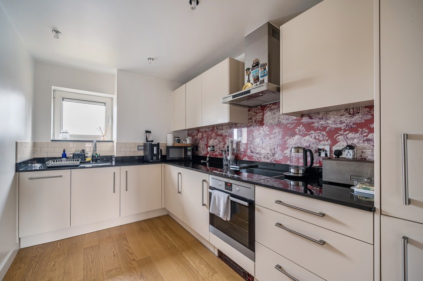 Images for Boardwalk Place, London