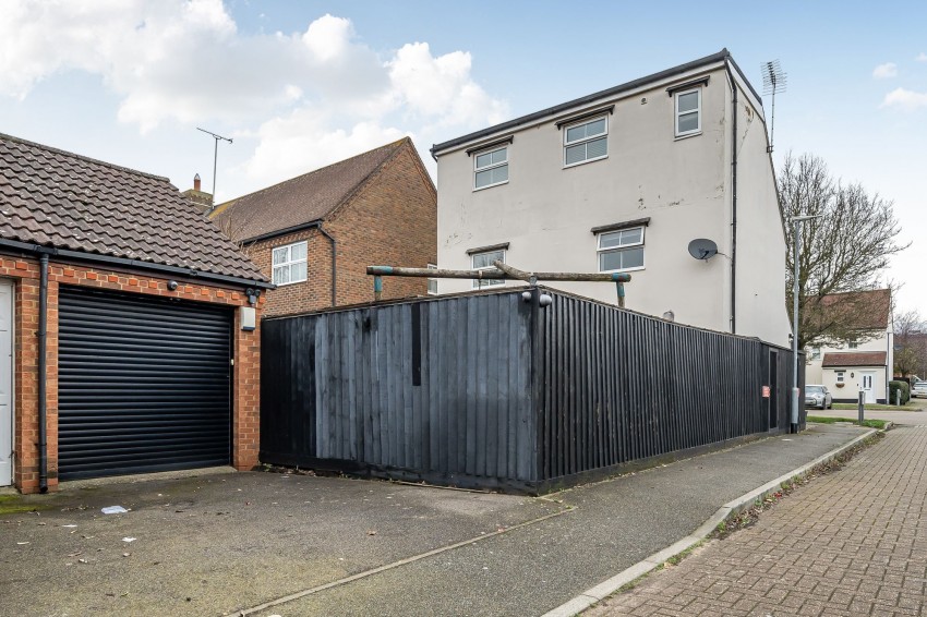Images for Greenwich Way, Waltham Abbey, EN9